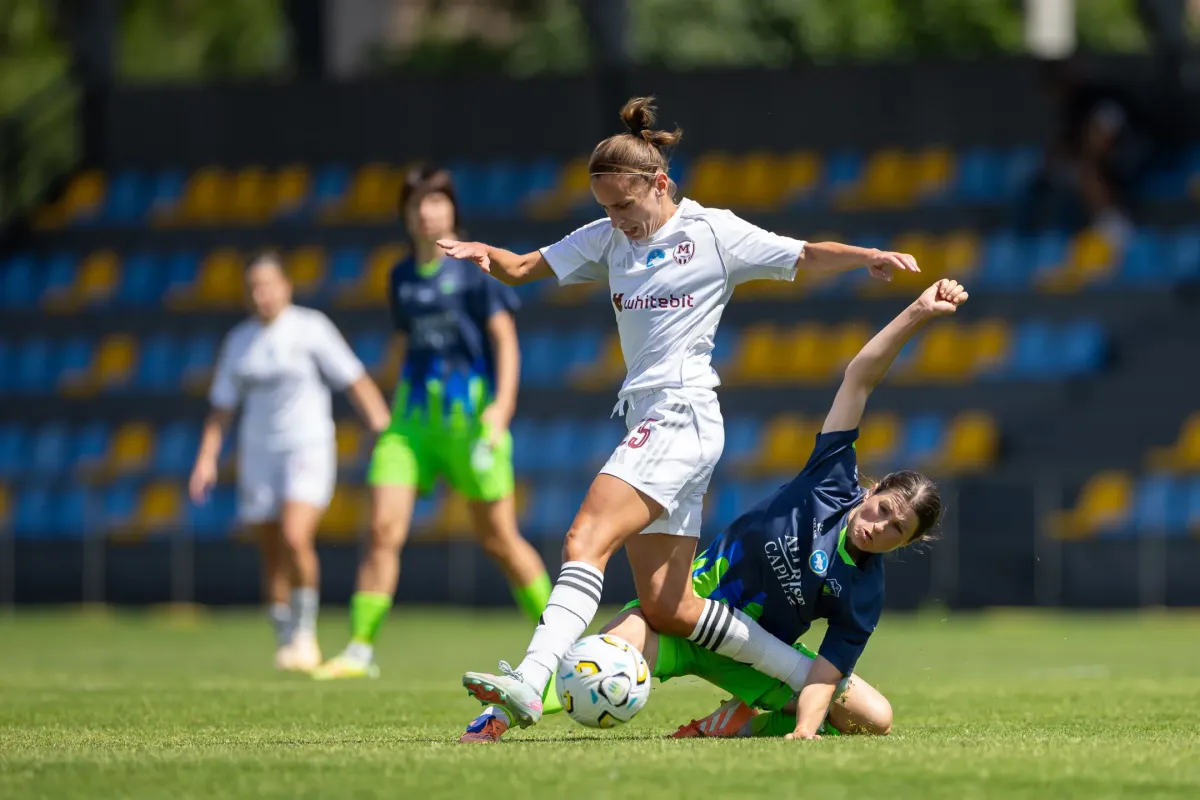 ЖФК "Харків" - ЖФК "Сістерс" - 0:0