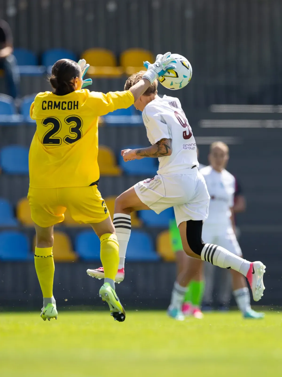 ЖФК "Харків" - ЖФК "Сістерс" - 0:0
