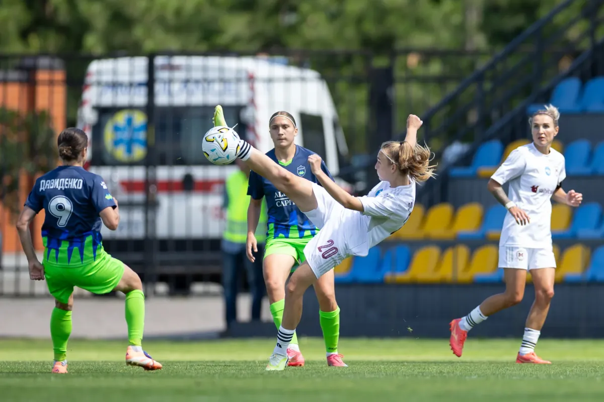 ЖФК "Харків" - ЖФК "Сістерс" - 0:0
