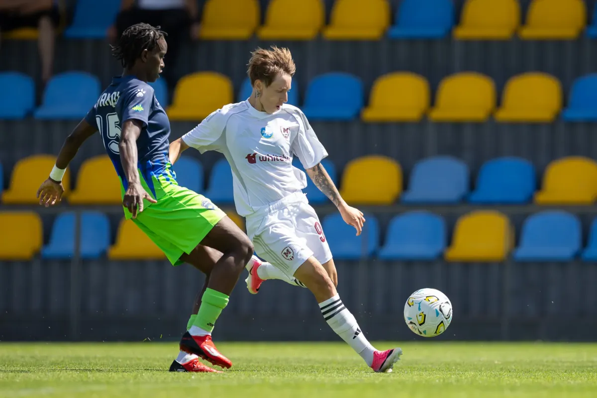 ЖФК "Харків" - ЖФК "Сістерс" - 0:0