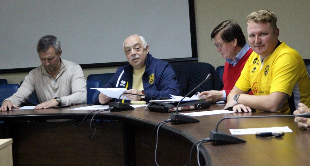 Внутрішньоклубна нарада. Підсумки