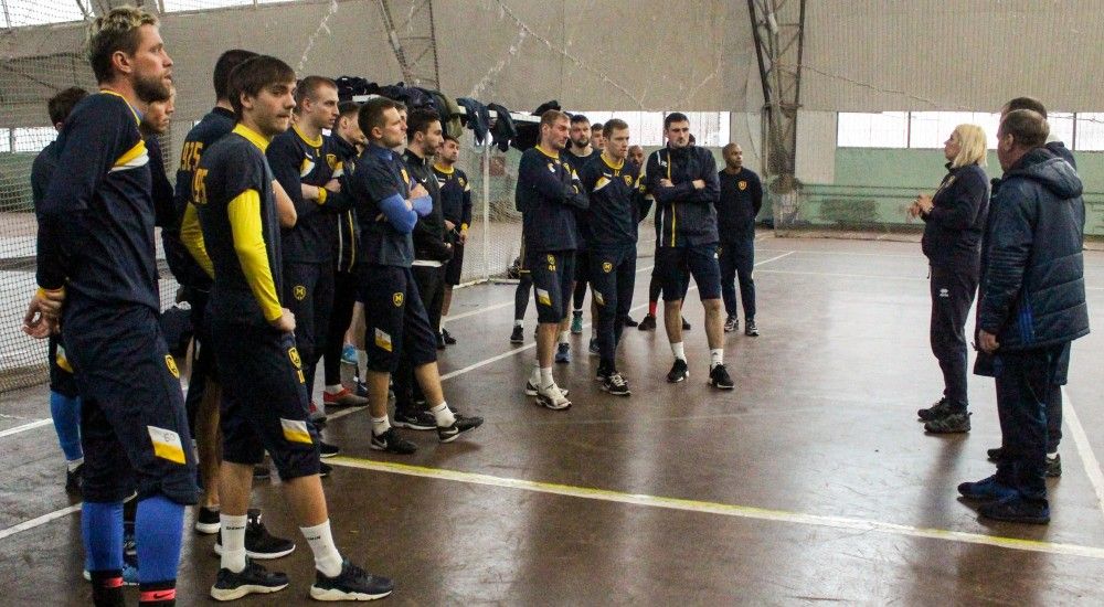 Зимові збори-2019. Тести у манежі ХАІ