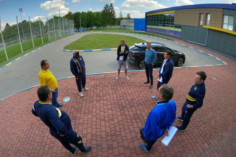 Нарада керівництва та тренерського штабу ФК "Металіст 1925"