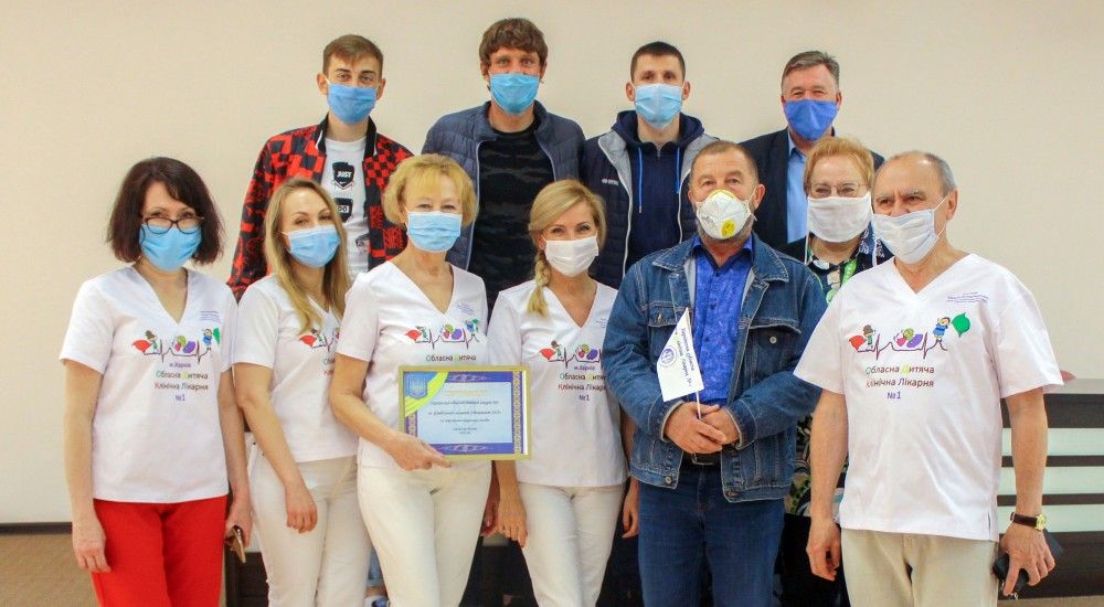 Проект "Червона лінія життя" до Міжнародного дня захисту дітей