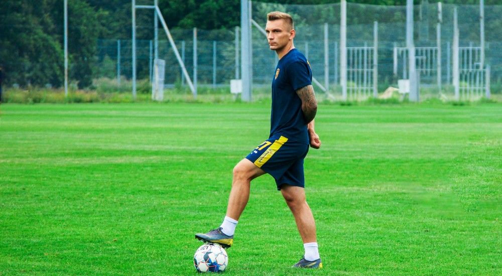 "Металіст 1925" дякує за співпрацю Олександру Осману