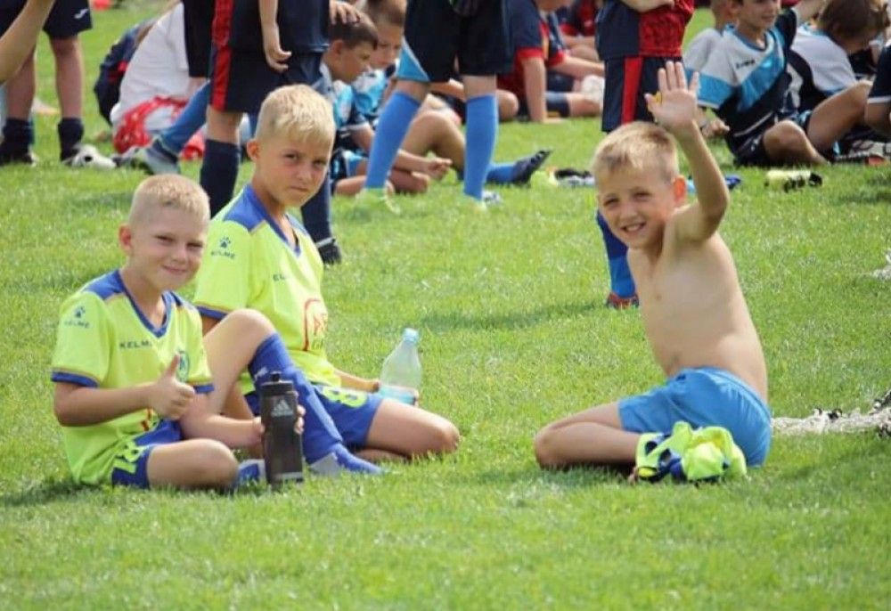 З Днем захисту дітей та з початком літа!