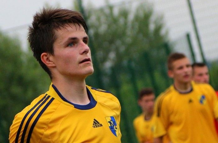 Илье Сулаеву - 19!