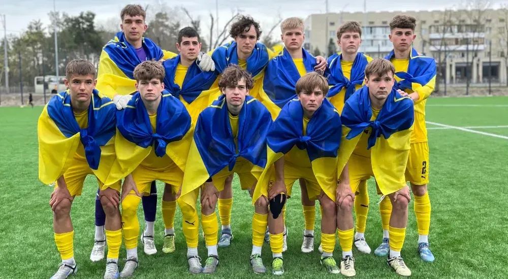 Чемпіонат ДЮФЛУ. 15-й тур